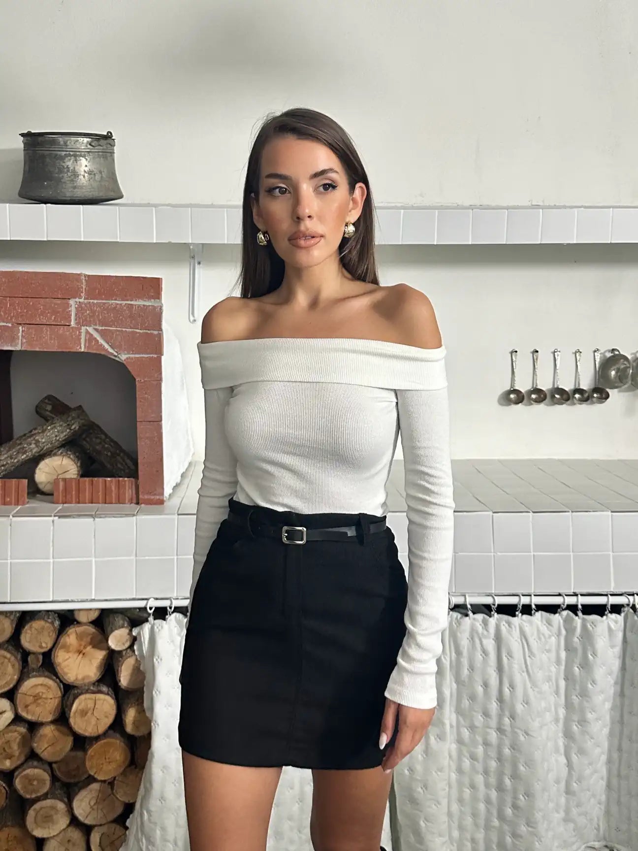 Long Sleeve Madonna Collar Blouse