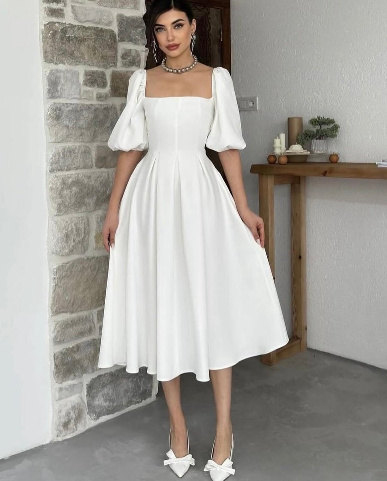 Victoria white dress
