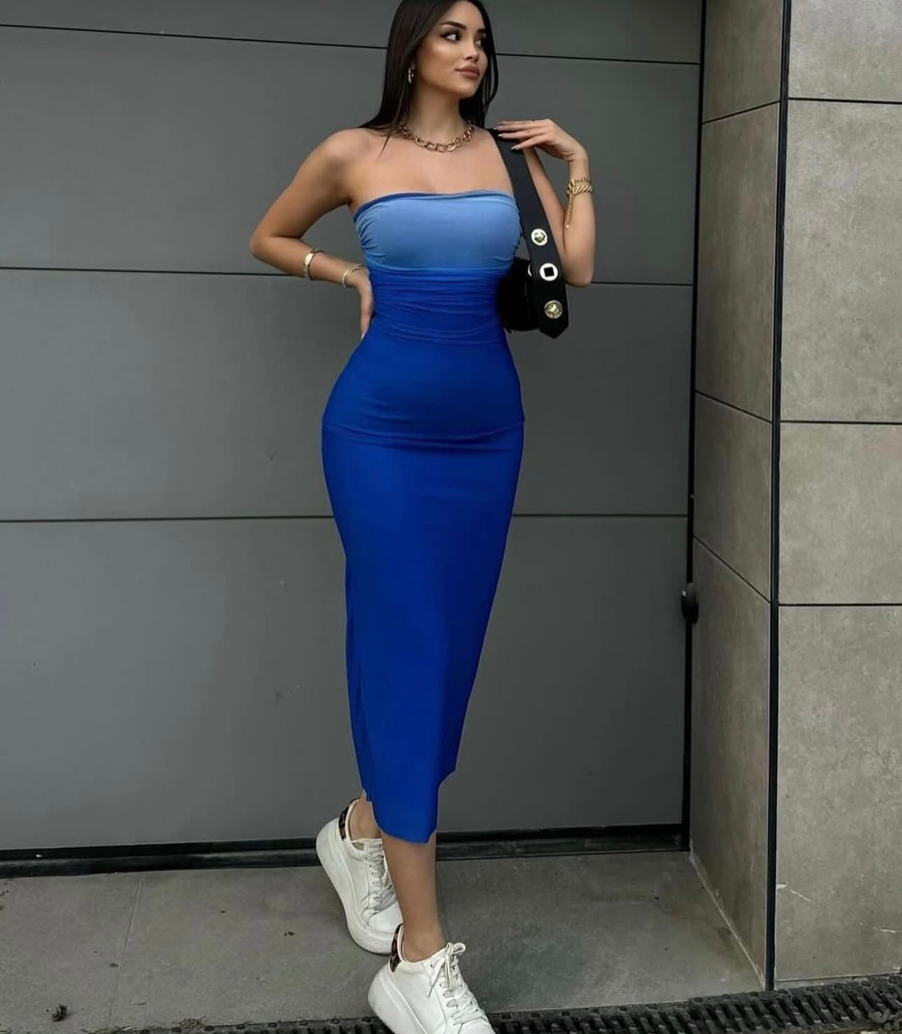Blue dress