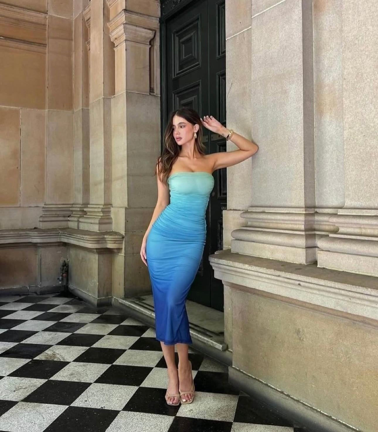 Blue dress