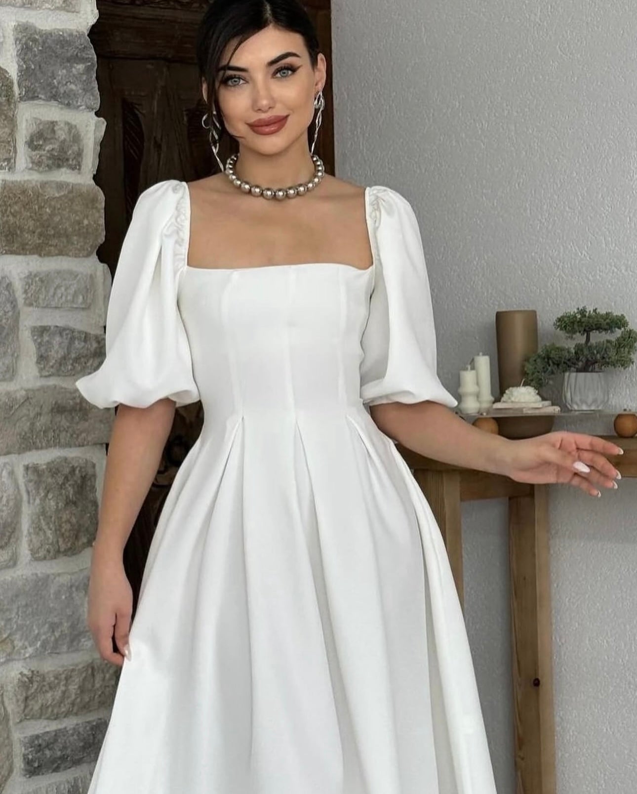 Victoria white dress