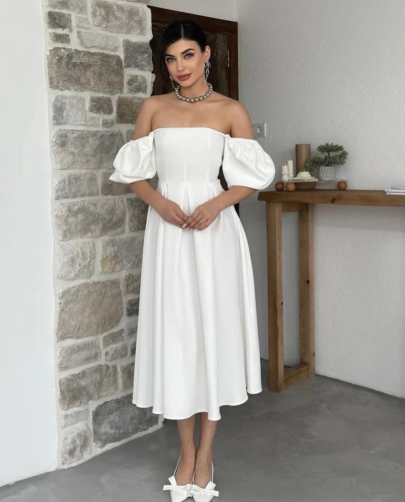 Victoria white dress