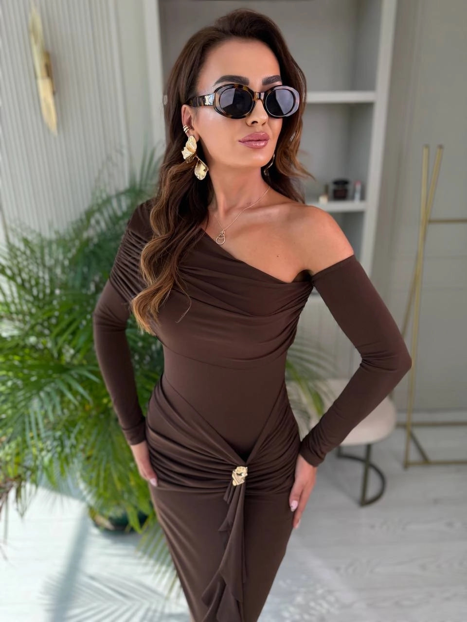 Laura Brown dress