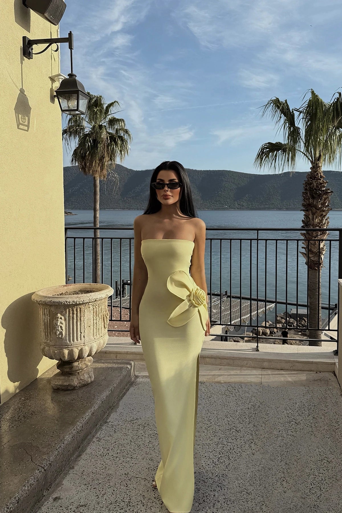 Daysi Yellow Strapless Dress