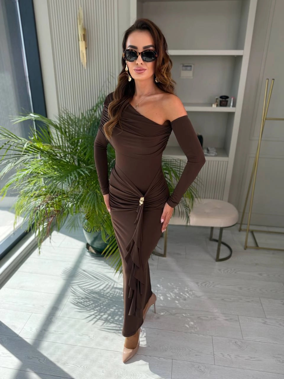 Laura Brown dress