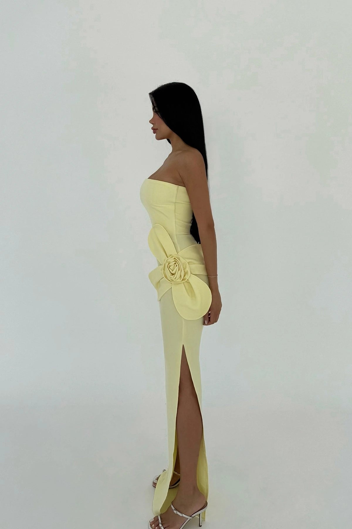 Daysi Yellow Strapless Dress