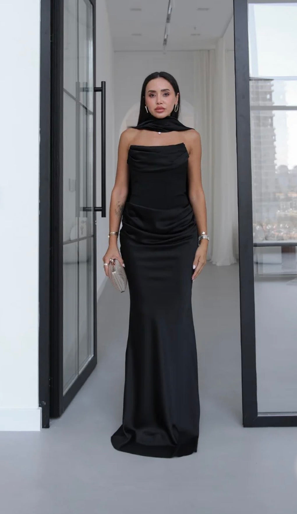 BLACK STRAPLESS SATIN DRESS WITH SCARF